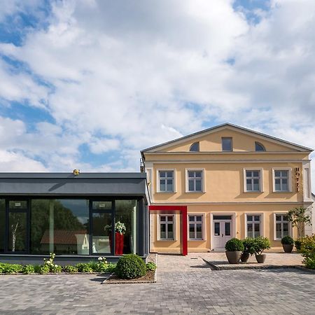 Hotel Mecklenburger Hof Gnoien Exterior photo